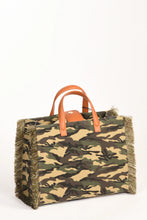 Carica l&#39;immagine nel visualizzatore di Gallery, SEATTLETOTE-CAMOUFLAGE - borsa - Rue Madam
