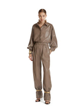 Carica l'immagine nel visualizzatore di Gallery, PANTALONE A26CPPA01401-HAZELNUT
