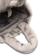 Carica l'immagine nel visualizzatore di Gallery, borsa COL0033-03994M - COLETTE SOFT FUR
