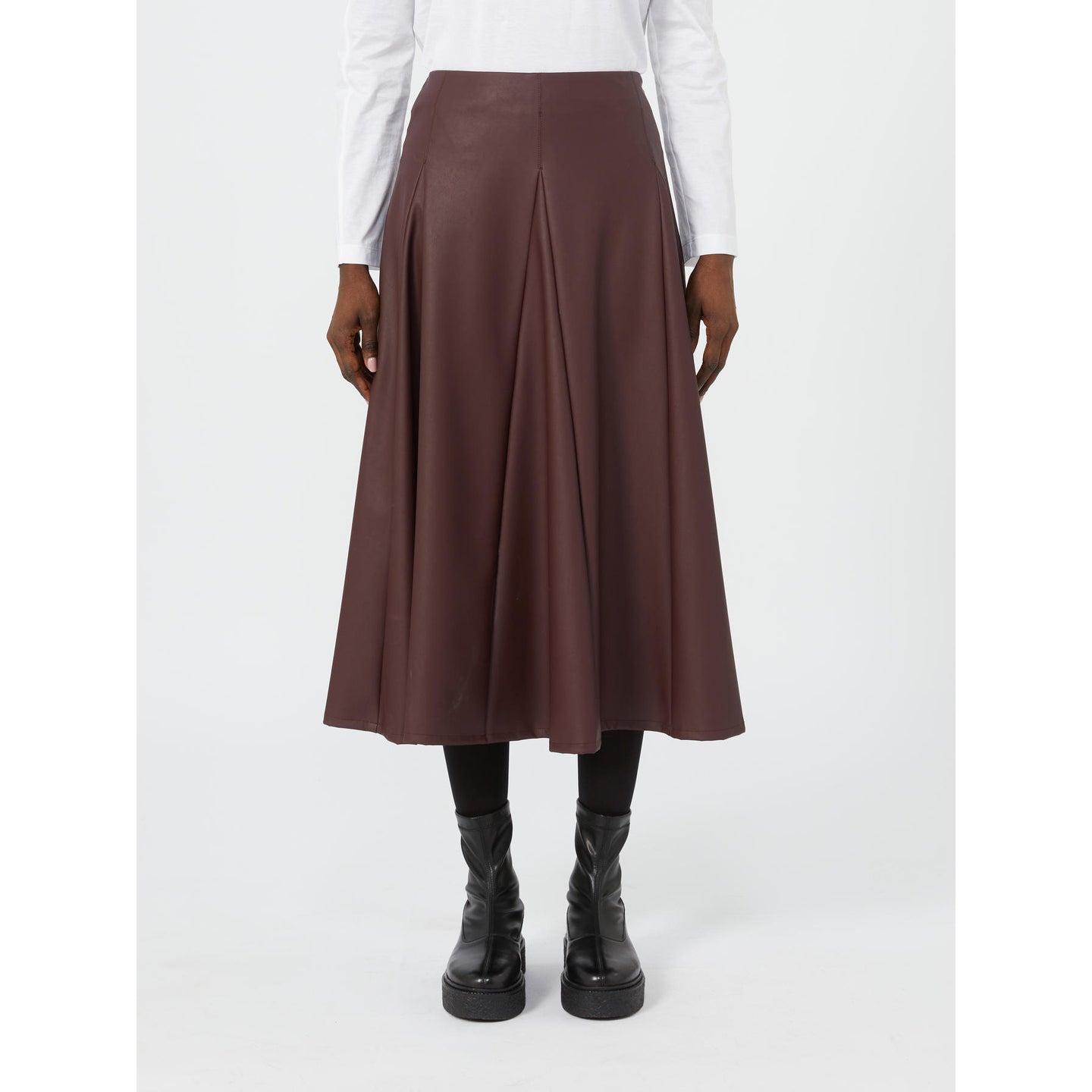 NOCERA-002 - GONNA - MM MAX MARA
