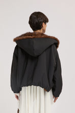 Carica l'immagine nel visualizzatore di Gallery, EFW260126-NERO - GIUBBINO - ELEH
