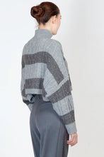 Carica l&#39;immagine nel visualizzatore di Gallery, A24CPMGO11-GRIGIO - MAGLIA - Simona Corsellini
