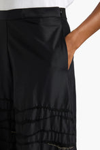 Carica l'immagine nel visualizzatore di Gallery, L6SR50-NERO/ORO - PANTALONE - liviana conti
