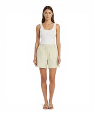 Carica l'immagine nel visualizzatore di Gallery, MEAVE-00305L - short - MC2 SAINT BARTH
