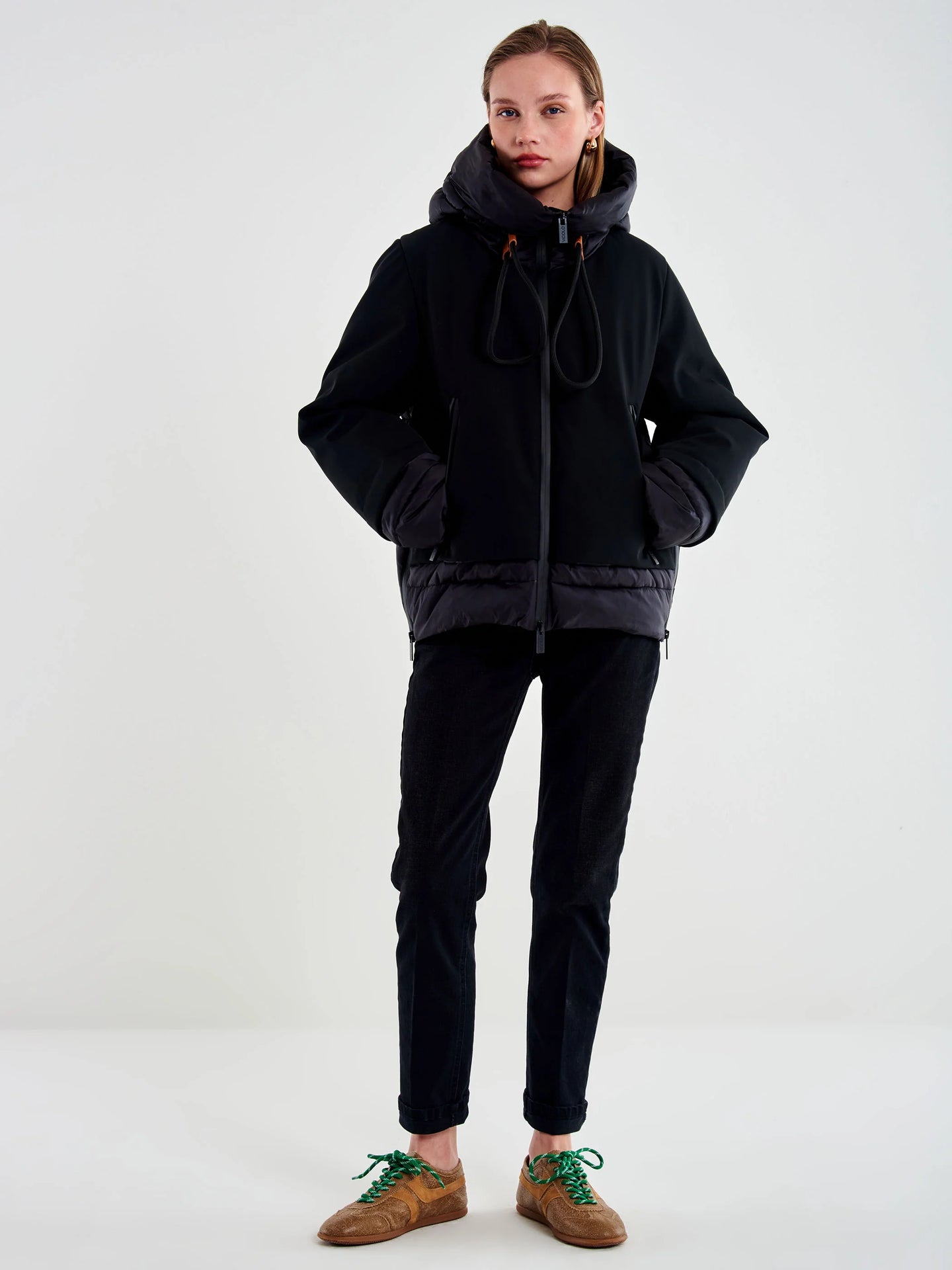 TF0096-NERO - CAPPOTTO - VICOLO