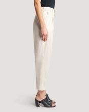 Carica l'immagine nel visualizzatore di Gallery, VSDAZ00STDVD05-0010BIANCO - PANTALONE - PT TORINO
