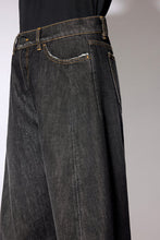 Carica l'immagine nel visualizzatore di Gallery, L6WY82-DENIMNERO - jeans - liviana conti
