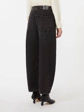 Carica l&#39;immagine nel visualizzatore di Gallery, DOUGLAS-028 - jeans - Weekend Max Mara
