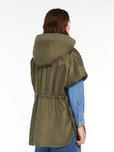 Carica l&#39;immagine nel visualizzatore di Gallery, EGEMONE-011 - Gilet - Weekend Max Mara
