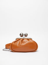 Carica l&#39;immagine nel visualizzatore di Gallery, SALA-002 - borsa - Weekend Max Mara
