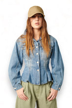 Carica l'immagine nel visualizzatore di Gallery, E24W-007J - GIUBBINO - GOLD DIGGER DENIM
