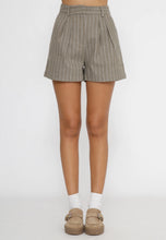 Carica l'immagine nel visualizzatore di Gallery, short AYA0003-00242M - AYA FLANNEL
